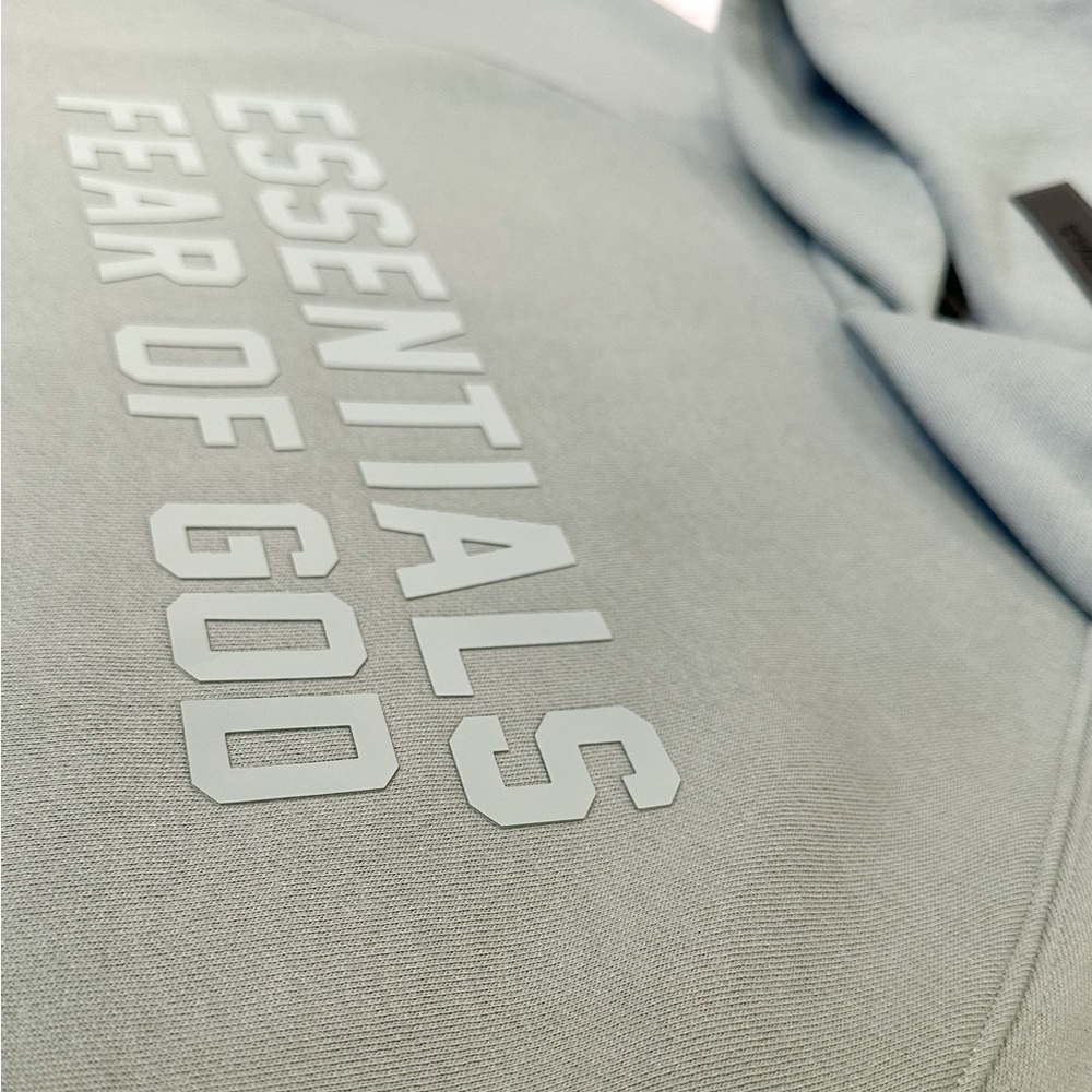 Essentials Fear Of God (FOG) Hoodie Sycamore size Small Spring Summer 2023 - Picture 7 of 16